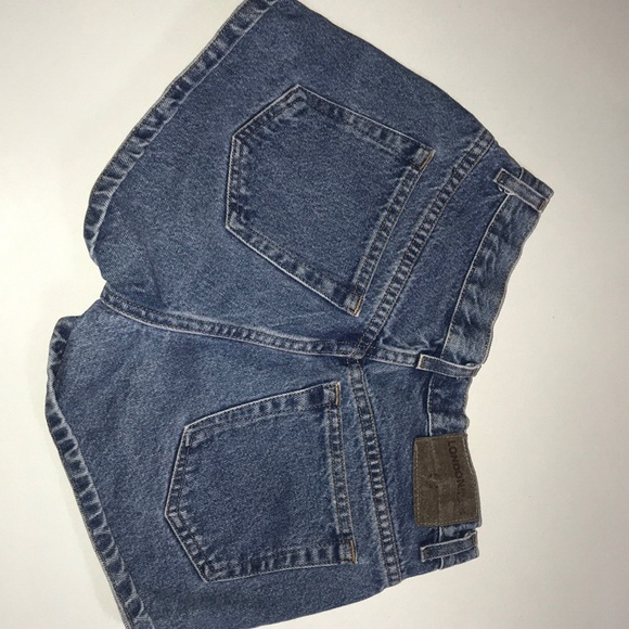 SOLD ⚠️ - Picture 2 of 4